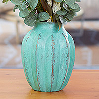 Copper vase, Antique Lines