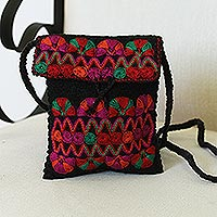 Mit Baumwolle besticktes Wolltragetuch, „Sweet Black“ – Von Hand gefertigtes, mit Baumwolle besticktes Wolltragetuch aus Mexiko