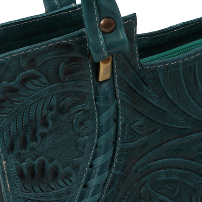 Lederhandtasche, 'Üppige Impressionen bei Krickente'. - Handgefertigte Handtasche aus grünem geprägtem Leder