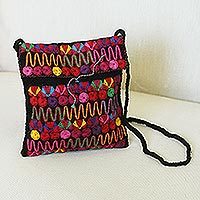 Cotton-embroidered wool sling,