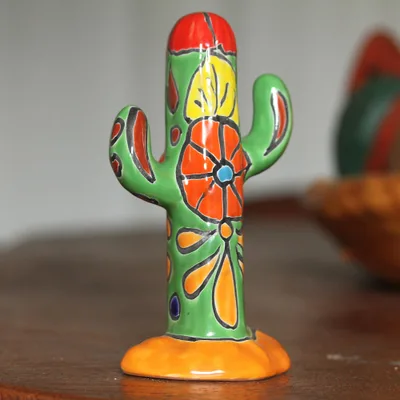 Handbemalte keramische Kaktus-Skulptur im Talavera-Stil, 'Talavera-Kaktus