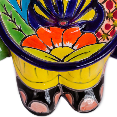 Figura de cerámica, 'Sombrero Slumber' - Figura de cerámica estilo Talavera hecha a mano en México