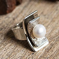 Modern Cultured Pearl Cocktail Ring from Mexico,'Glowing Mystery'