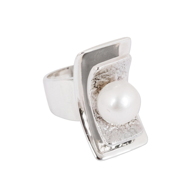 Cultured pearl cocktail ring, 'Glowing Mystery' - Modern Cultured Pearl Cocktail Ring from Mexico