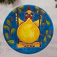 Arte de pared de cerámica, 'Pollo oscilante' - Arte de pared de cerámica con tema de pollo caprichoso de México