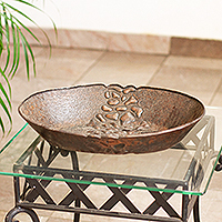 Centro de mesa de cobre, 'River Stones' - Centro de mesa de cobre hecho a mano con patrón de piedra de México
