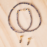 Conjunto de joyas de iolita y lapislázuli chapado en oro, 'Noche natural' - Conjunto de joyas de iolita y lapislázuli chapado en oro de México