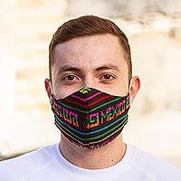 Gestickte Gesichtsmasken, „Fiesta in Mexiko“ (Paar) – 2 schwarze bestickte Mexiko-Gesichtsmasken aus Cambaya-Stoff