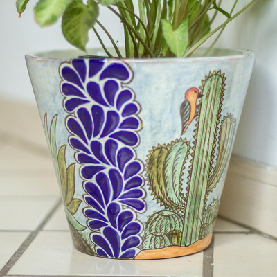 Pflanzgefäß aus Keramik - Handbemalter Keramik-Übertopf mit Kaktusmotiv aus Puebla