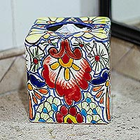 Reseña destacada para Tapa de caja de pañuelos de cerámica, Flores de Talavera