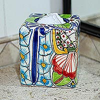 Tapa de caja de pañuelos de cerámica, 'Ramo de Talavera' - Tapa de caja de pañuelos estilo Talavera pintada a mano