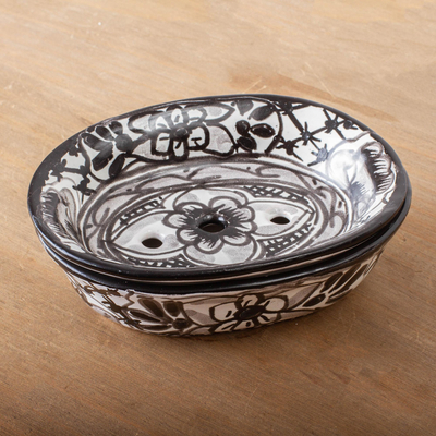 Seifenschale aus Keramik - Schwarz-weiße Seifenschale aus Keramik aus Mexiko