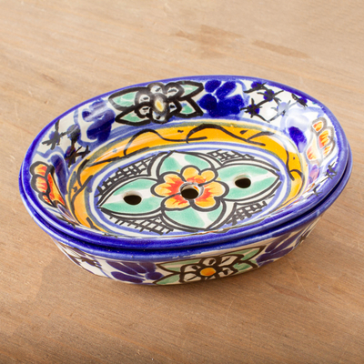 Jabonera de cerámica, 'Flores de cobalto' - Jabonera de cerámica pintada a mano de colores