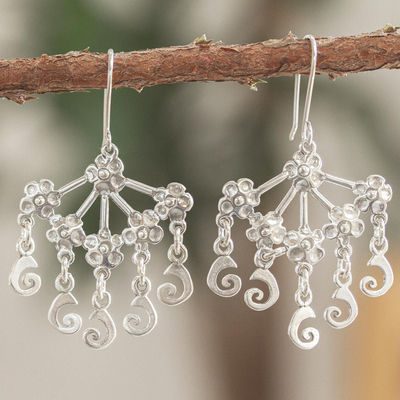 Sterling silver chandelier earrings, 'Daisy Crazy' - Flower Motif Sterling Silver Chandelier Earrings