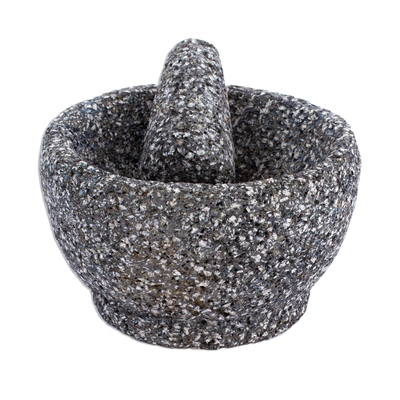 Molcajete de basalto, 'Tradición' - Molcajete y Tejolote de basalto artesanales hechos a mano