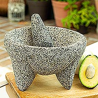 Basalt molcajete, 'Grand Tradition' (9 inch) - Traditional Basalt Molcajete from Mexico (9 inch)