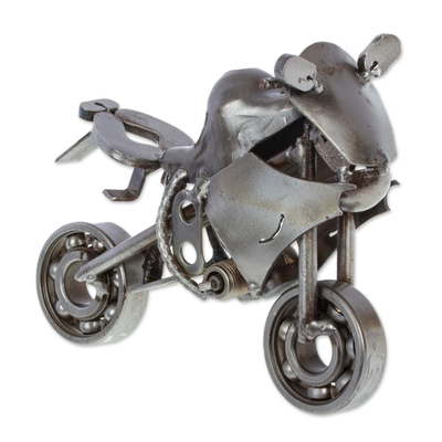 Escultura de autopartes recicladas - Moto de motocross rústica escultura de metal reciclado