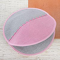 Tortilla de algodón, 'Oaxacan Rose' - Tortilla de algodón rosa y gris tejida a mano