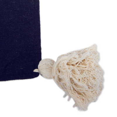 Funda de cojín de algodón - Funda de cojín azul marino y blanco cálido tejida a mano