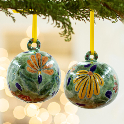 Keramische Ornamente, 'Feriengarten' (Paar) - Mehrfarbige Ornamente im Talavera-Stil (Paar)
