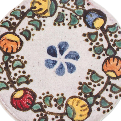 Adornos de cerámica, (par) - Adornos florales de cerámica estilo talavera (pareja)
