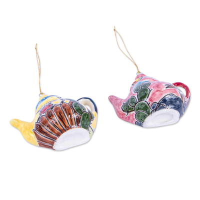 Adornos de cerámica, (par) - Dos adornos de tetera de cerámica hechos a mano de México