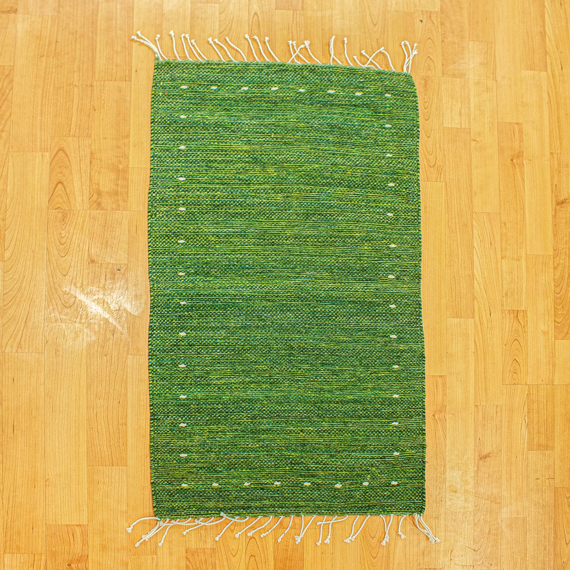 Fringed Green Wool Area Rug (2x3) Green Valley NOVICA