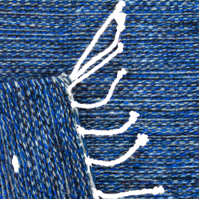 Wollteppich, 'Blue Sea' - Handgefertigter Teppich aus blauer Wolle