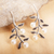 Aretes colgantes de perlas cultivadas - Aretes colgantes de perlas cultivadas con motivo de hoja y flor