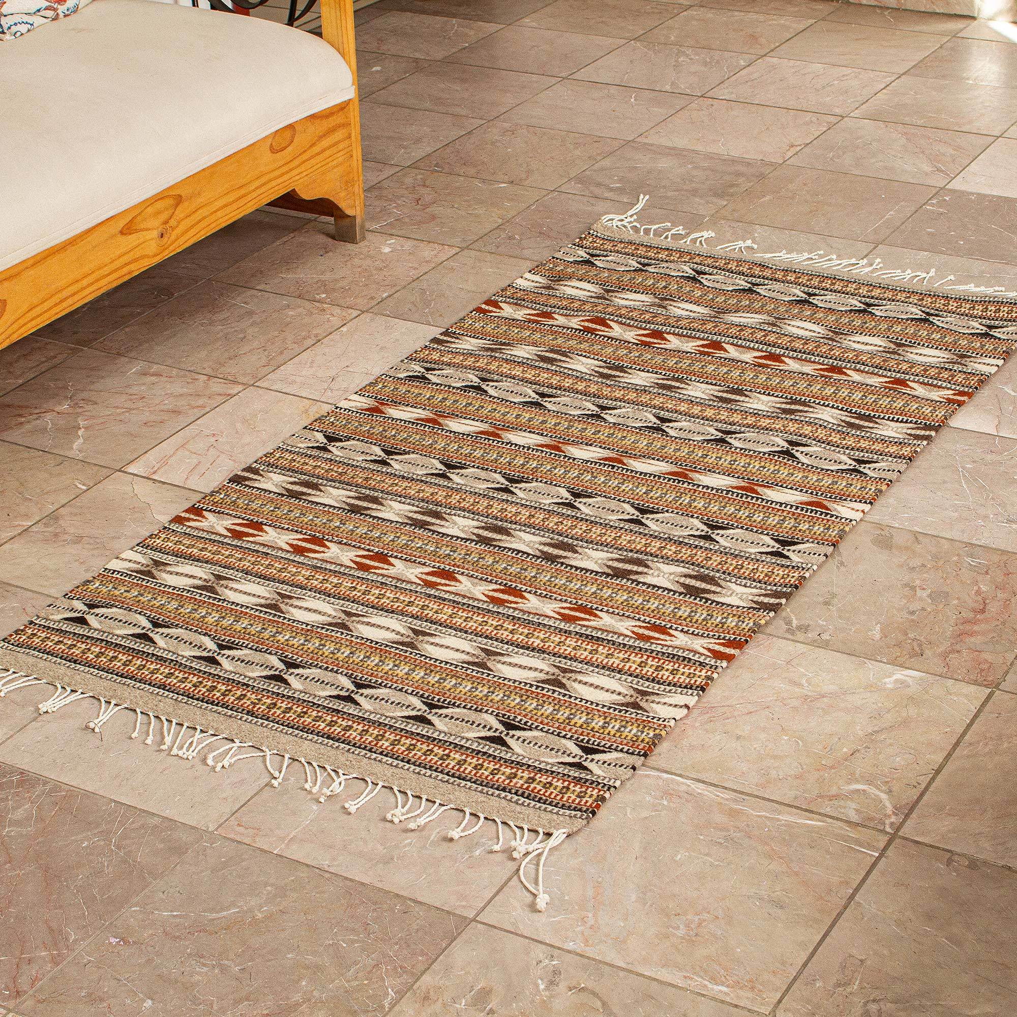 Hand Woven Earth Toned Area Rug (2.5x5) Earthen Codex NOVICA