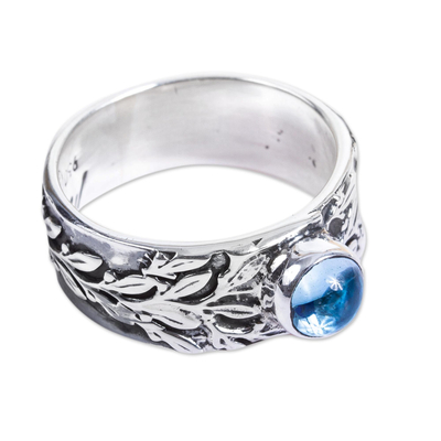 Blue topaz cocktail ring, 'Leaf Encounter' - Leaf Motif Blue Topaz Ring