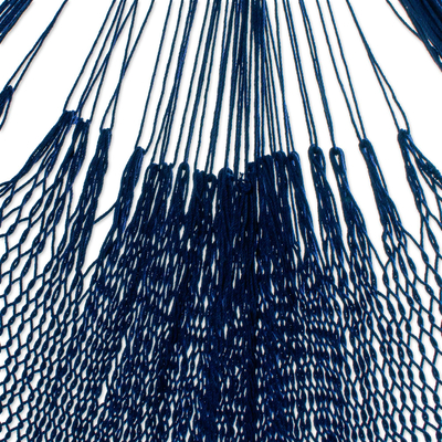 Hamaca de cuerda de algodón, (triple) - Hamaca de cuerda de algodón con borlas azul marino (triple) de México
