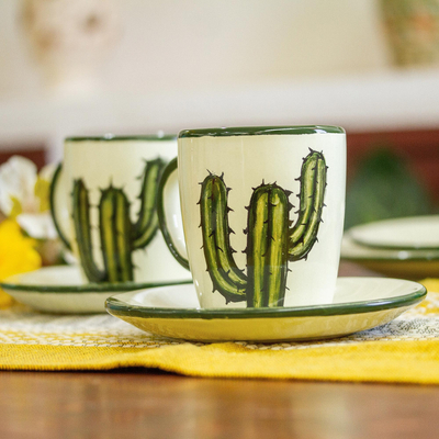 Tazas y platillos de cerámica, 'Saguaro' (par) - Tazas y platillos con temática de cactus (par)