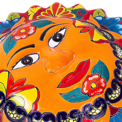 Placa de cerámica estilo Talavera, 'Sol Puro' - Placa de pared solar estilo Talavera floral colorida de México