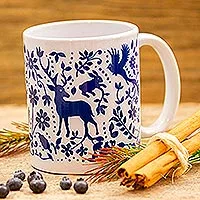 Keramiktasse, „Blue Otomi“ – handgefertigte Otomi-Keramiktasse mit blauen Vögeln und Blumen