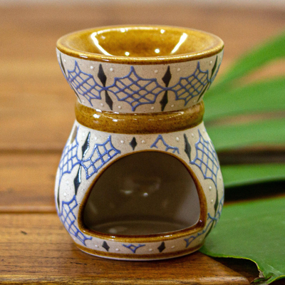 Calentador de aceite de cerámica - Calentador de aceite de cerámica beige y azul pintado a mano de México