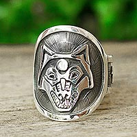 Men's sterling silver ring, 'Moon Wolf' - Wolf Motif Men's Ring