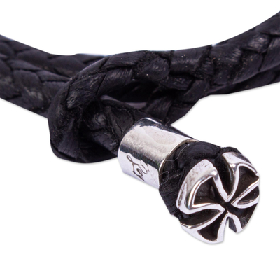 Wickelarmband aus Leder und Sterlingsilber - Wickelarmband mit Malteserkreuz-Motiv