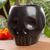 Pflanzgefäß aus Keramik, 'Black Skull' - Handgefertigter Keramik-Pflanzkübel