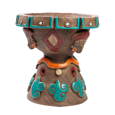 Vasija de cerámica decorativa - Cuenco con base de cerámica decorativa artesanal.