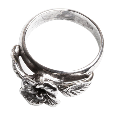 Sterling silver cocktail ring, 'Fragrant Flower' - Artisan Crafted Sterling Silver Ring