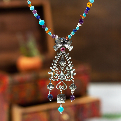 Halskette mit Anhänger aus mehreren Edelsteinen - Halskette mit Anhänger aus barockem Sterlingsilber mit Edelsteinperlen