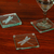 Posavasos de cristal, (juego de 4) - Posavasos de vidrio con motivo de libélula grabado (juego de 4)