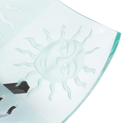 Tischdekoration aus Glas - Gebogenes Herzstück aus Glas und Eisen mit geätzten vier Sonnen