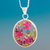 Halskette mit Anhänger aus Sterlingsilber - Altmodische Anhänger-Halskette mit rosa Blumen aus Harz