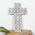 Kreuz aus Aluminium-Repousse - Wandkreuz aus Aluminium mit Blumenmuster und Kristallen