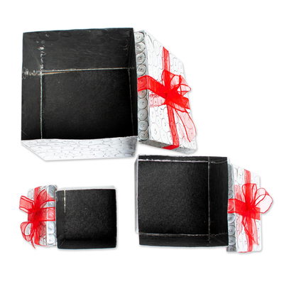 Cajas decorativas de aluminio repujado, (juego de 3) - Cajas de aluminio repujado con tapa estilo regalo de (juego de 3)