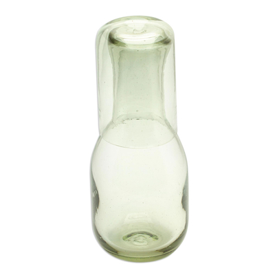 Jarra y vaso soplados a mano, 'Cheers' (2 piezas) - Juego de 2 piezas de jarra y vaso soplados a mano de vidrio reciclado