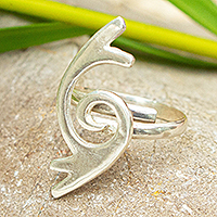 Sterling silver cocktail ring, 'Intertwined Shells' - Sterling Silver Cocktail Ring with Double Snail Design