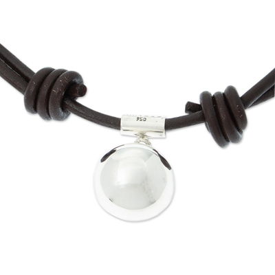 Collar colgante de plata, 'Ixchel' - Colgante de plata 950 con cordón ajustable de cuero de México
